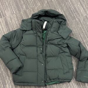 lululemon athletica women’s Puffer Jacket - Dark Green NWOT 6